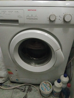 Vând mașină de spălat rufe 