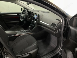 Renault Megane - imagine 9