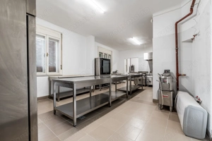 Casa cu potential multiplu cu teren generos pe strada Dunarii - imagine 4