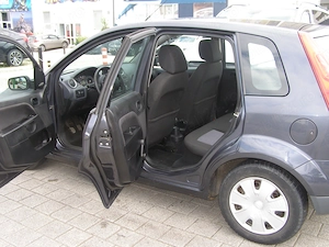 Autoturism  FORD  Fiesta - imagine 9
