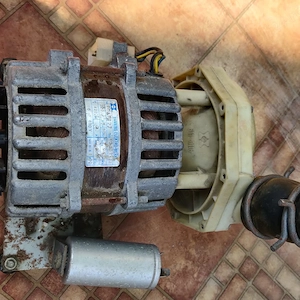 Electromotor , electropompa 220 V , 420 W
