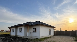 Duplex nou în Moșnița Nouă   Lângă Centura de Sud | Predare la gri | 138.000  