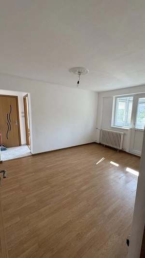 Apartament 2 camere Pantelimon - imagine 2