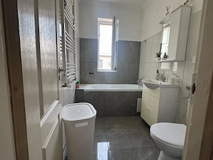 Închiriez apartament 2 camere - imagine 2