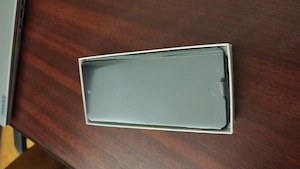 Samsung Galaxy A52 6 128GB NOU, Neactivat, 0 minute vorbite, Cutie + Încărcător