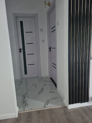 De vânzare apartament zona costieni - imagine 8