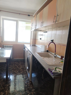 Inchiriere apartament 2 camere zona Micro 14 - imagine 4
