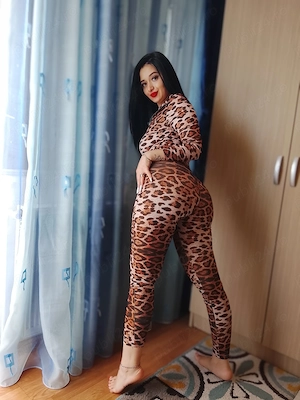Nouă în oraș Reală 100% fără Photoshop!! :))) 