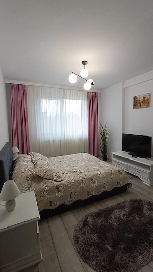 Inchiriez apartament cu 2 camere - imagine 5