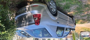Vând Dacia Logan 2011 benzină 58000 km reali stare foarte bună și arată impecabil unic proprietar. - imagine 3
