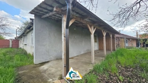 Casă cu 2 camere în stil tradițional, în Iratoșu - imagine 6