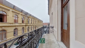 Apartament cu personalitate cu 2 camere cu terasă în centrul Aradului - imagine 12