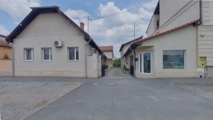 Casă generoasă cu 11 camere + spațiu comercial inclus | Calea Radnei - imagine 4