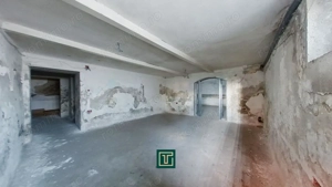 Clădire emblematică rara cu 13 camere pe Calea Victoriei | Ideal locuit/clinică - imagine 9
