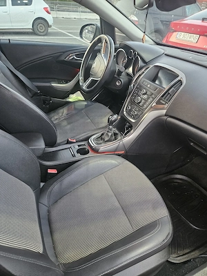 Vand Opel Astra J, an 2011 - imagine 7
