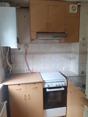 3 cam semidecomandat centrala proprie etaj 2 zona Sagului Musicescu - imagine 9