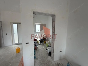 Triplex in Sacalaz |  Finisaje premium | 3 camere | Asfalt | 2 terase - imagine 7