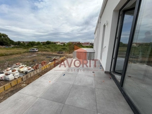 Triplex in Sacalaz |  Finisaje premium | 3 camere | Asfalt | 2 terase - imagine 11