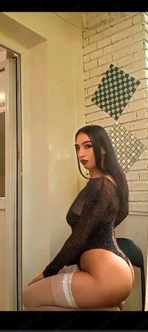 casandra 24 de ani total masaj  rin grand 