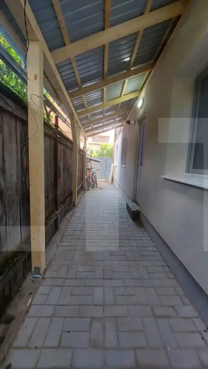Apartament cu 3 camere, decomandate, recent renovat, Targu Secuiesc - imagine 14