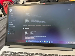 vand Laptop Lenovo