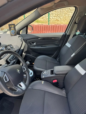 Vand Renault Scenic , benzina, stare perfecta de functionare, km reali -59.000.  - imagine 14