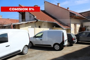 Doua cladiri de birouri de vanzare, 116 mp I Curte I Central