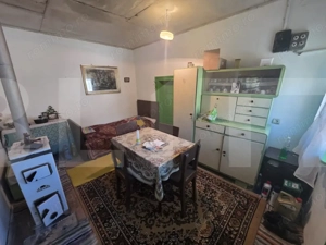 Casa traditionala din lemn in satul Zoltan - imagine 8