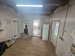 Casă țărănească în centrul localității Ilieni – teren 832 mp. - imagine 9