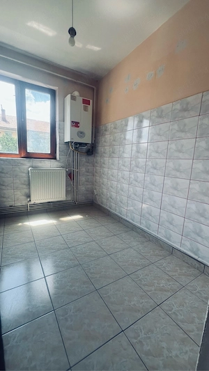 Proprietar - Apartament 2 camere decomandat - imagine 4