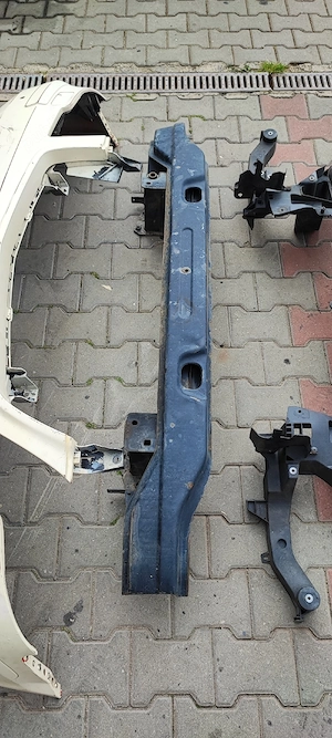 Bară față , Întăritură, Trager Mercedes Vito  - imagine 4