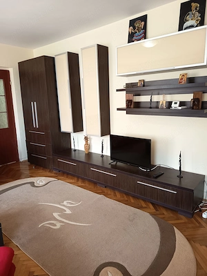 Apartament cu 2 camere, generos,curat, luminos - imagine 2