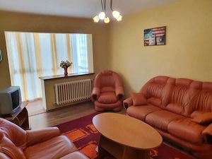 proprietar inchiriez ap. 2 camere plus Living