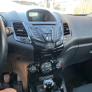 Ford Fiesta 2015, 110.000 km - imagine 3