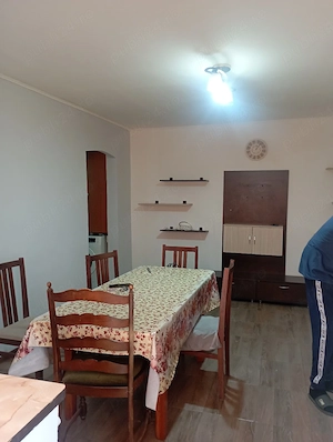 De închiriat 
