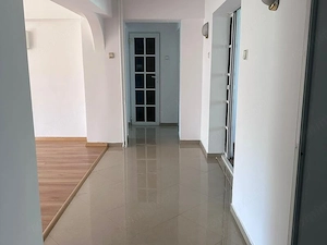 Apartament 4 camere.Stradal.Bulevardul Decebal, Piata Alba-Iulia. - imagine 8