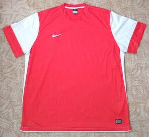 Tricou Nike