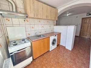 Rar disponibil: apartament 3 camere de inchiriat - imagine 2