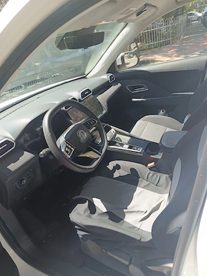 MG ZS hibrid 2025 - imagine 4