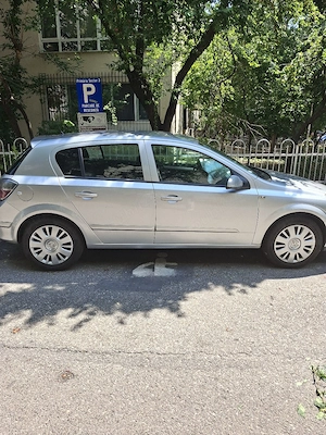  Vand Opel Astra H 1,6  - imagine 5