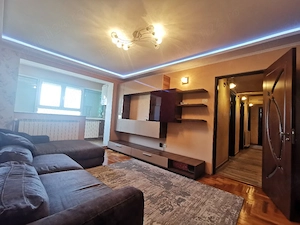 Apartament 3 camere decomandat | Vedere spre lac | Tomis Nord   Piața Cireșica | 71 mp | Mobilat și 