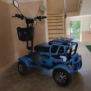 Vand carucior electric pentru seniori 