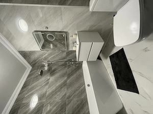 Închiriez apartament două camere  - imagine 3