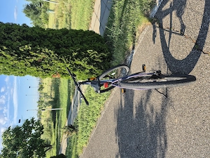 Bicicleta Mountain  bike si 1 clasica Hufy