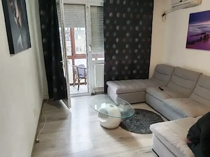 Închiriez apartament 2 camere Ineu ( jud Arad) 1100 lei