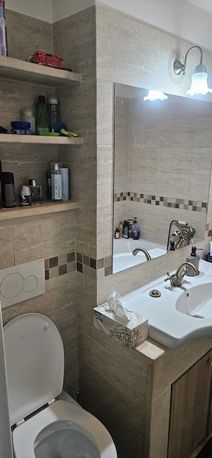 Vand apartament doua camere - imagine 5