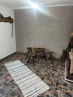   Vand s-au schimb Casă boierească autentică restaurată Bujoreni Muzeul Satului 2000m teren  - imagine 4