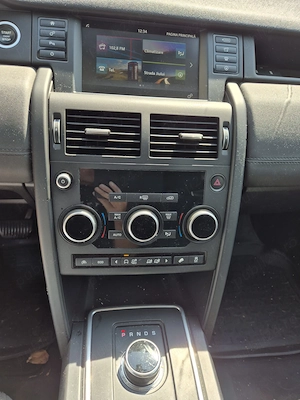 Land Rover Discovery Sport 2.0 TD4 150 CP AWD Automat | 7 Locuri | 65.890 km Reali | Carte Service - imagine 6