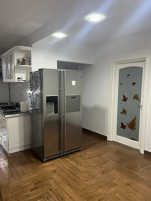 Inchiriez apartament zona centrala ,utilat ,modern - imagine 6