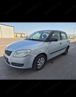 Skoda Fabia 1.2 benzina 2008 Avariat - imagine 2